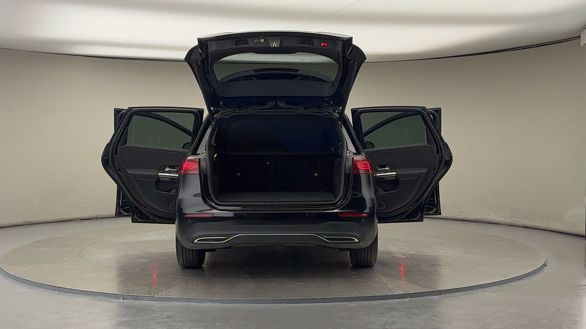 More views of Mercedes-Benz B Class