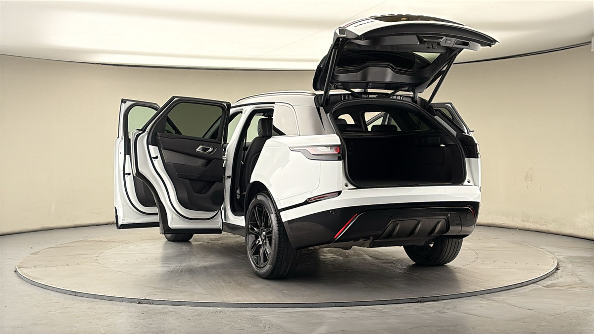 More views of Land Rover Range Rover Velar