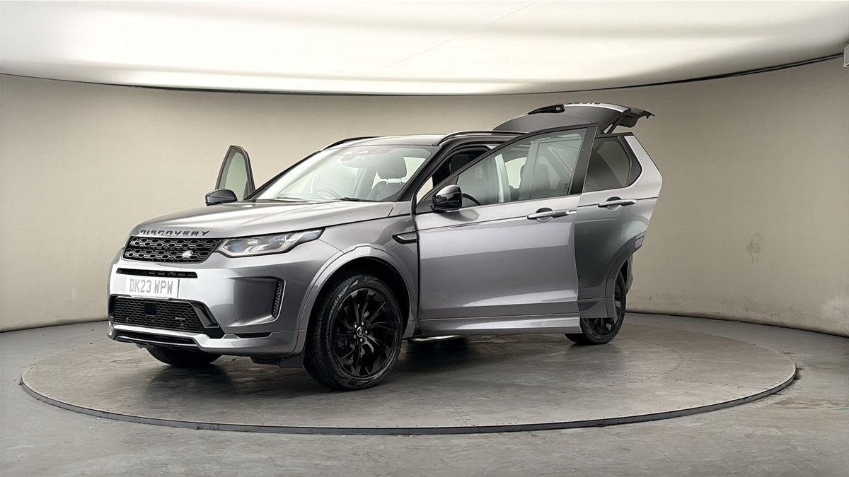 Land Rover Discovery Sport Image 22