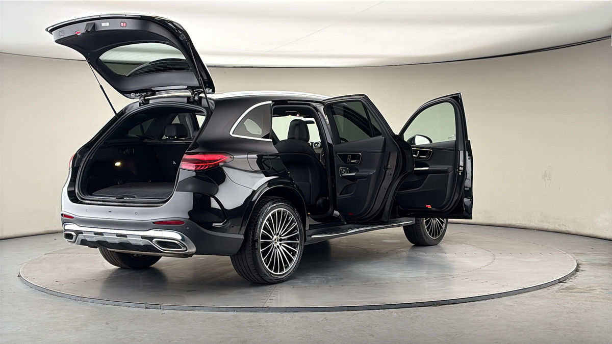More views of Mercedes-Benz GLC