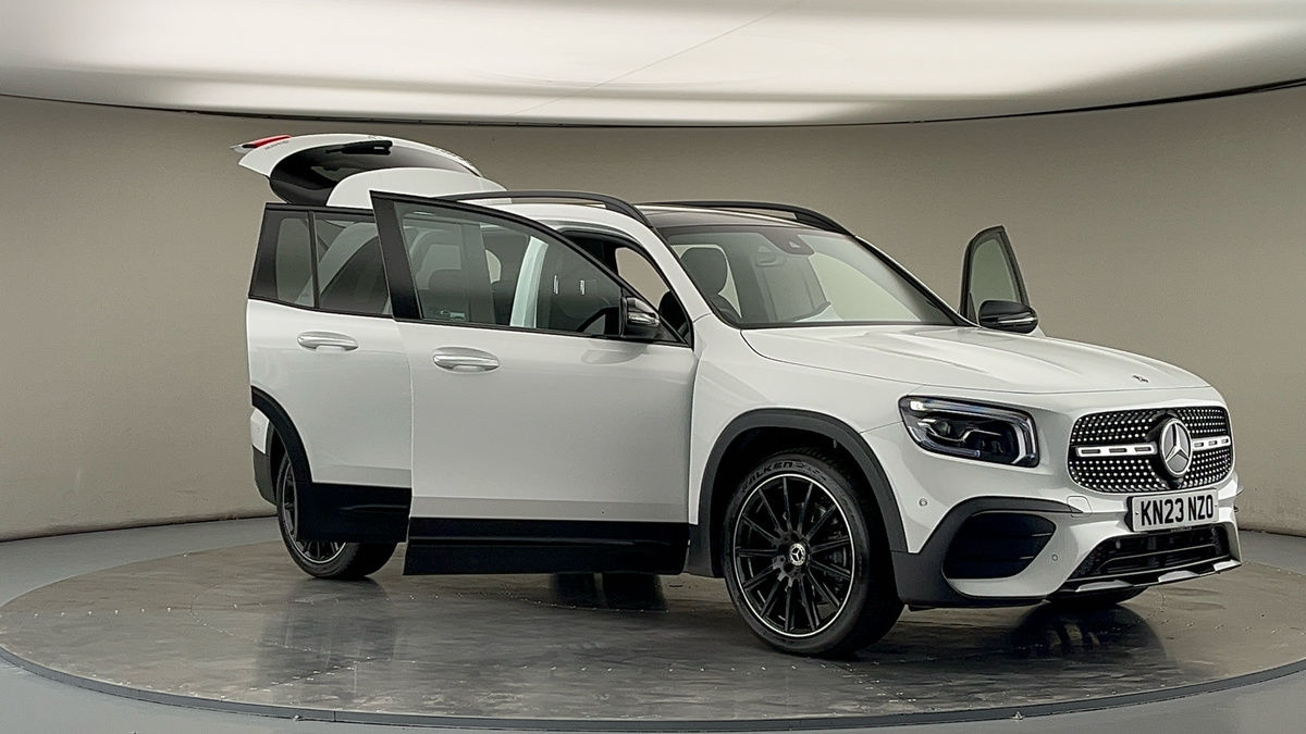 More views of Mercedes-Benz GLB