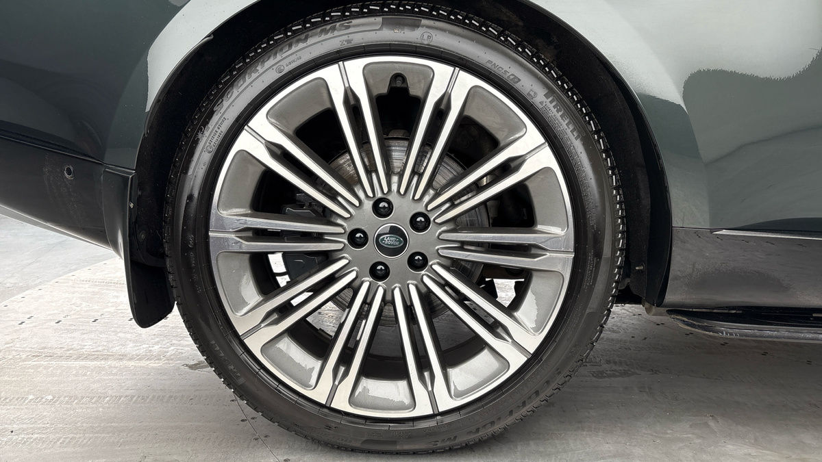 Land Rover Range Rover Image 10