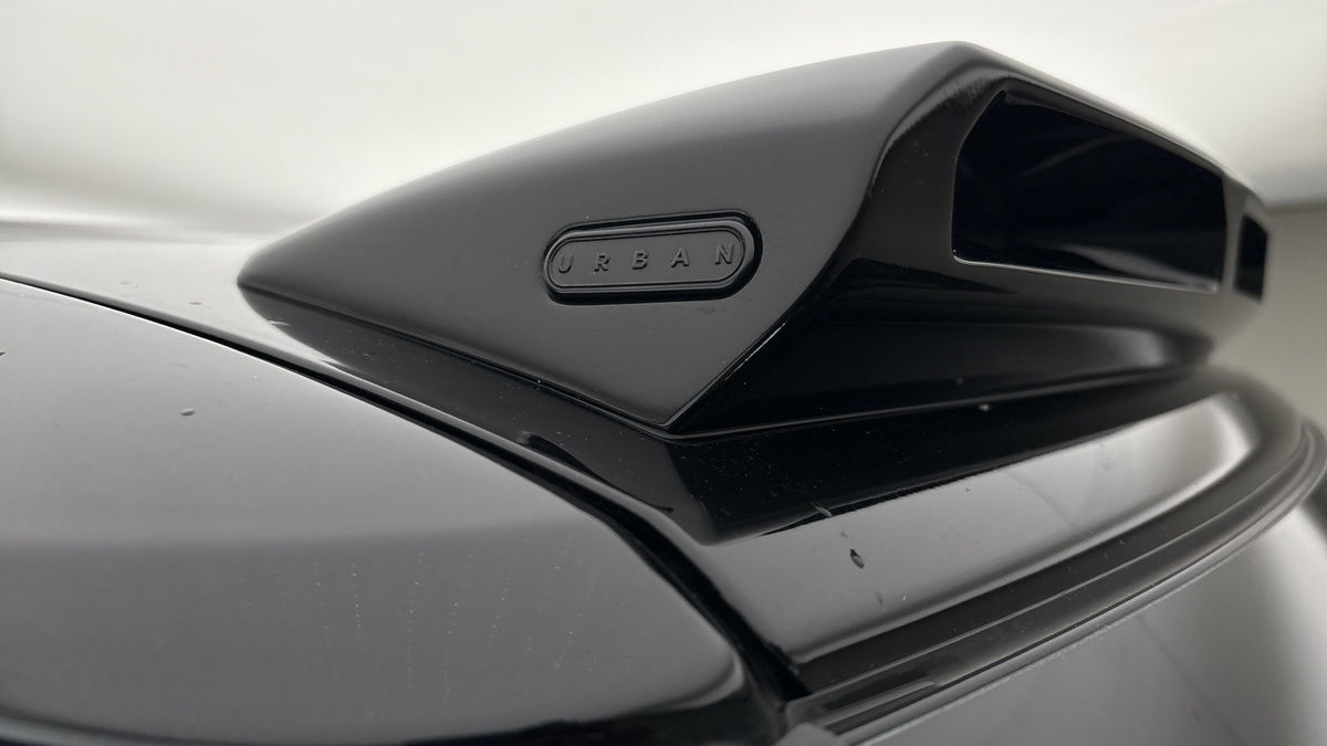 Land Rover Defender 110 Urban Image 25