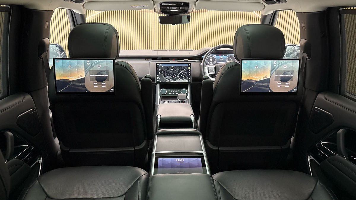 Land Rover Range Rover Image 28