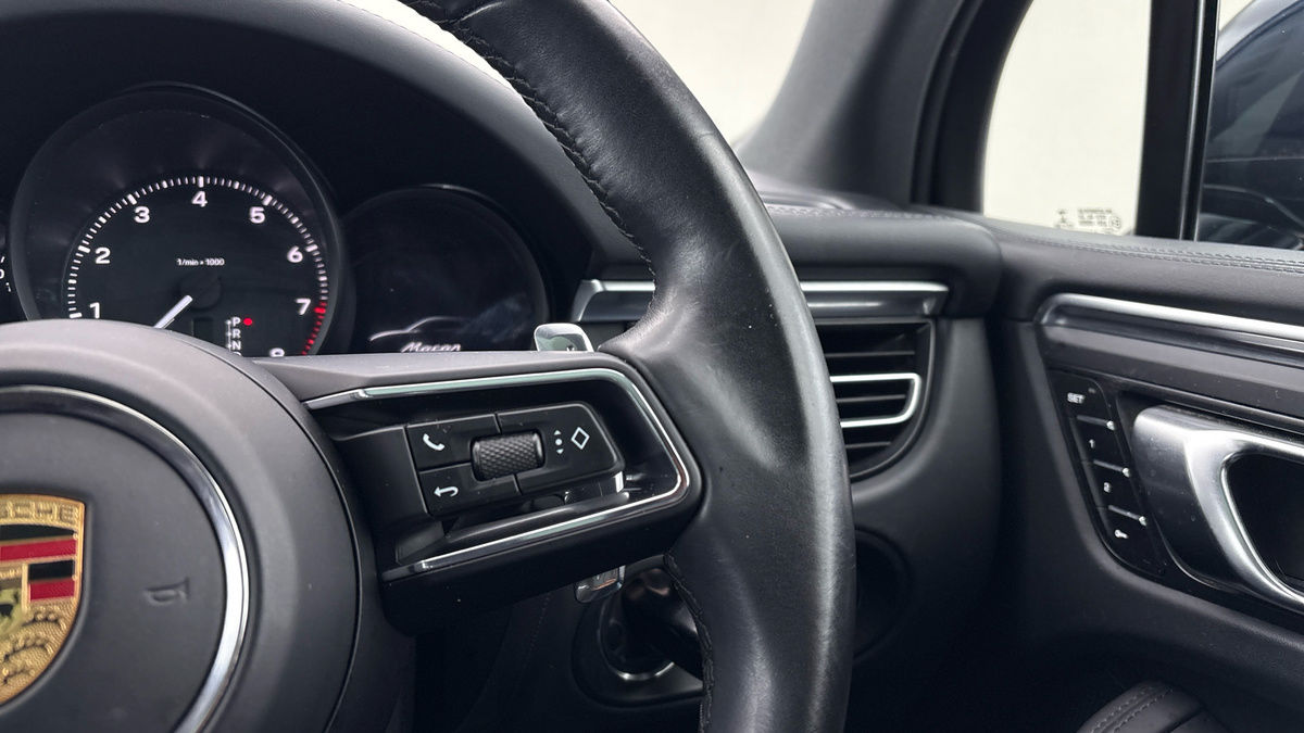 Porsche Macan Image 14