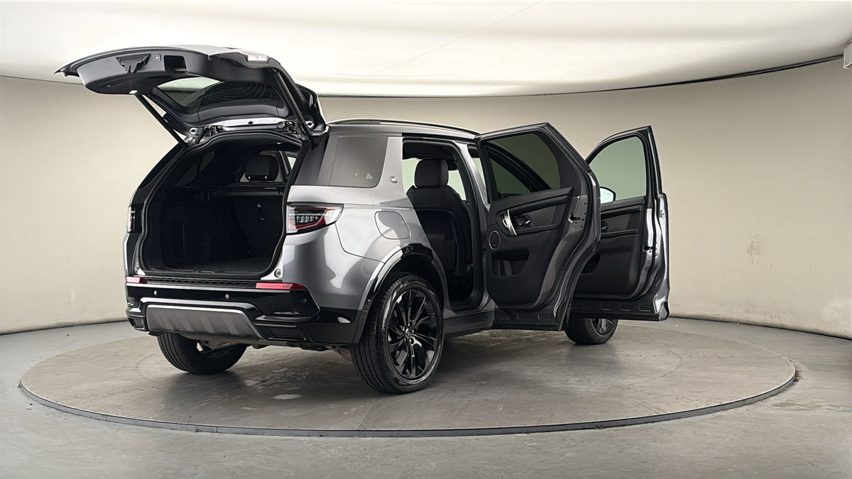 More views of Land Rover Discovery Sport