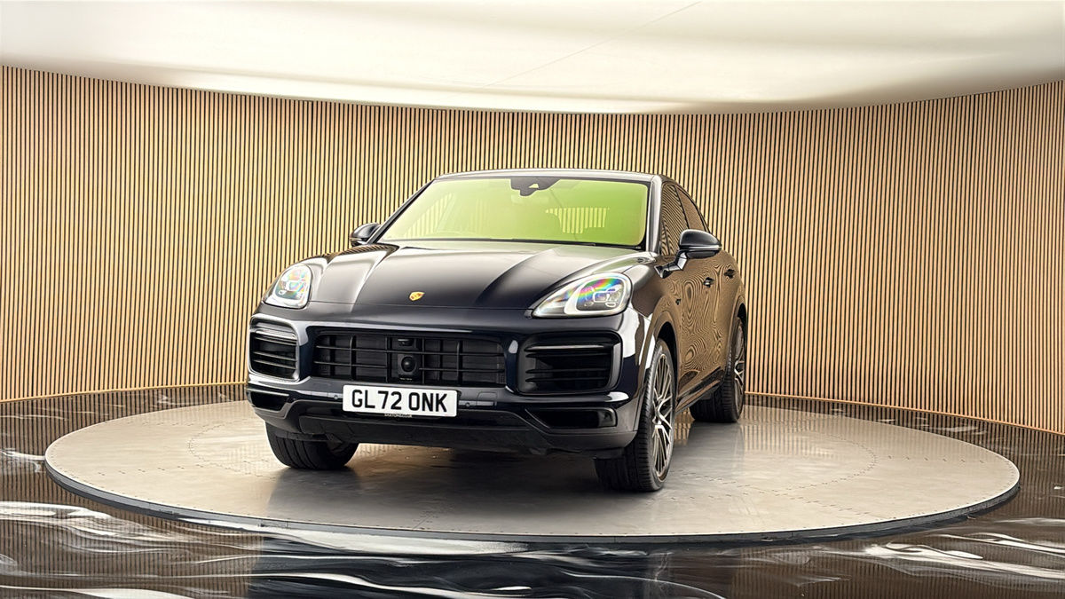 More views of Porsche Cayenne