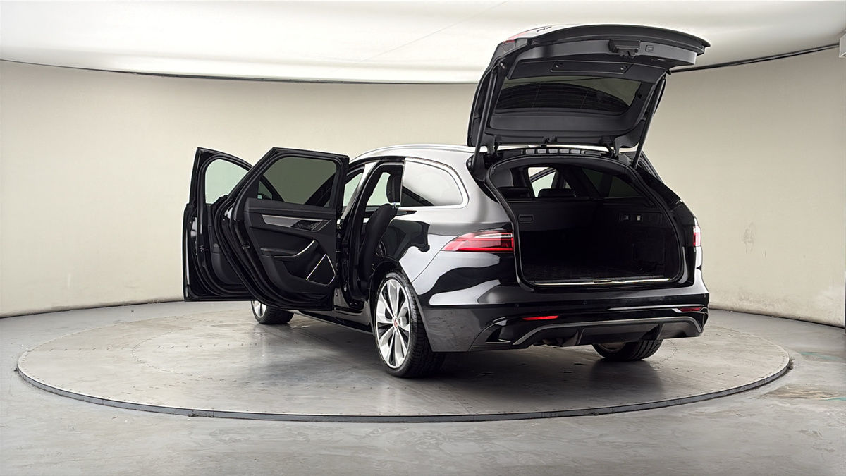 More views of Jaguar XF