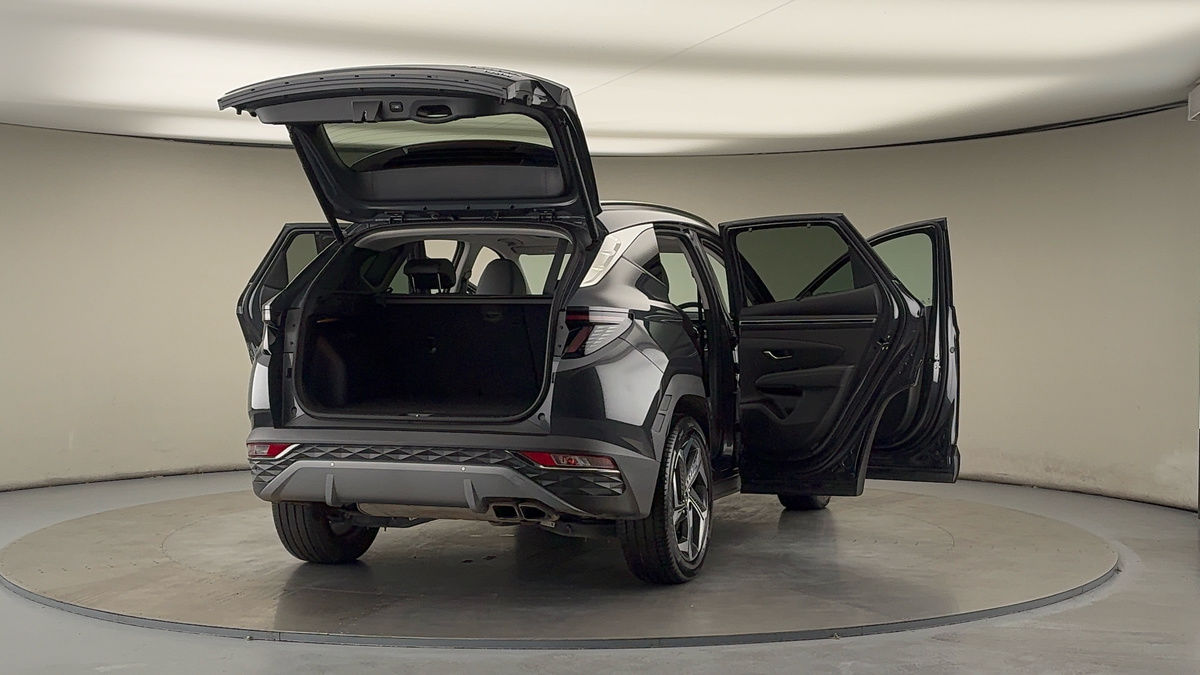 More views of Hyundai TUCSON