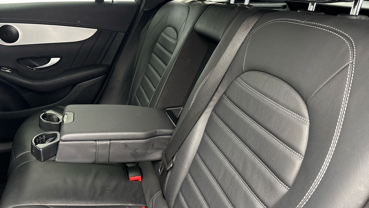 Mercedes-Benz GLC Image 9