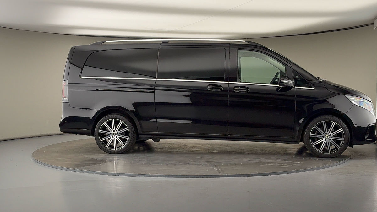 More views of Mercedes-Benz V Class