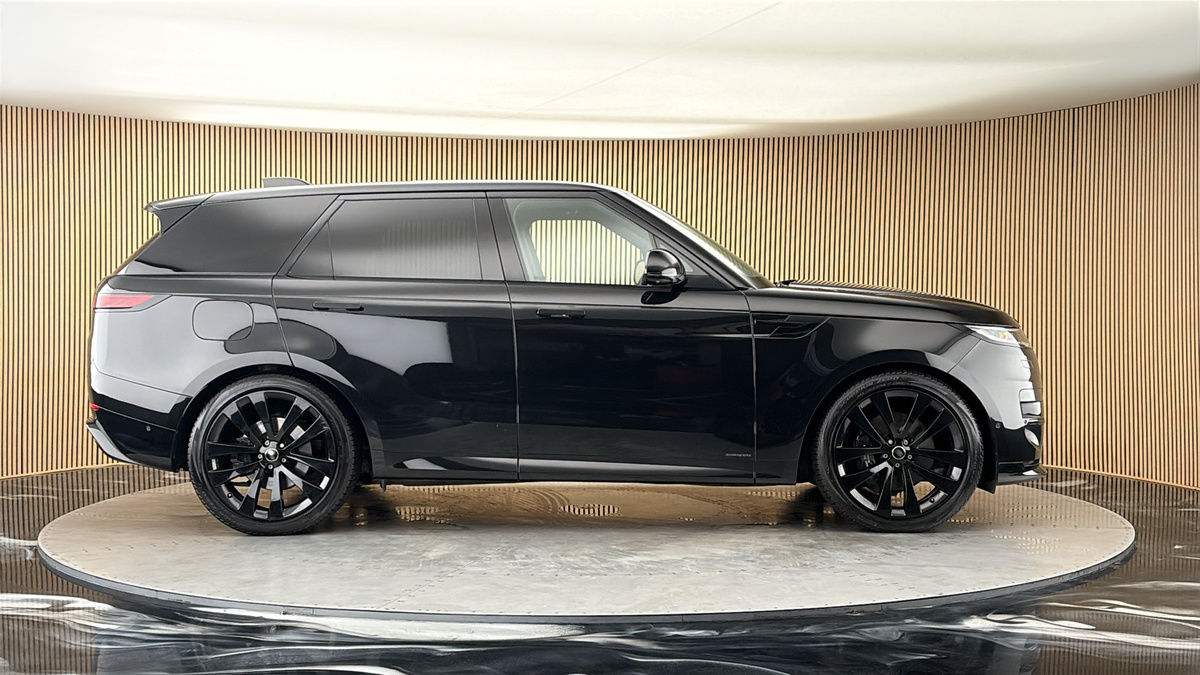 Land Rover Range Rover Sport Image 16