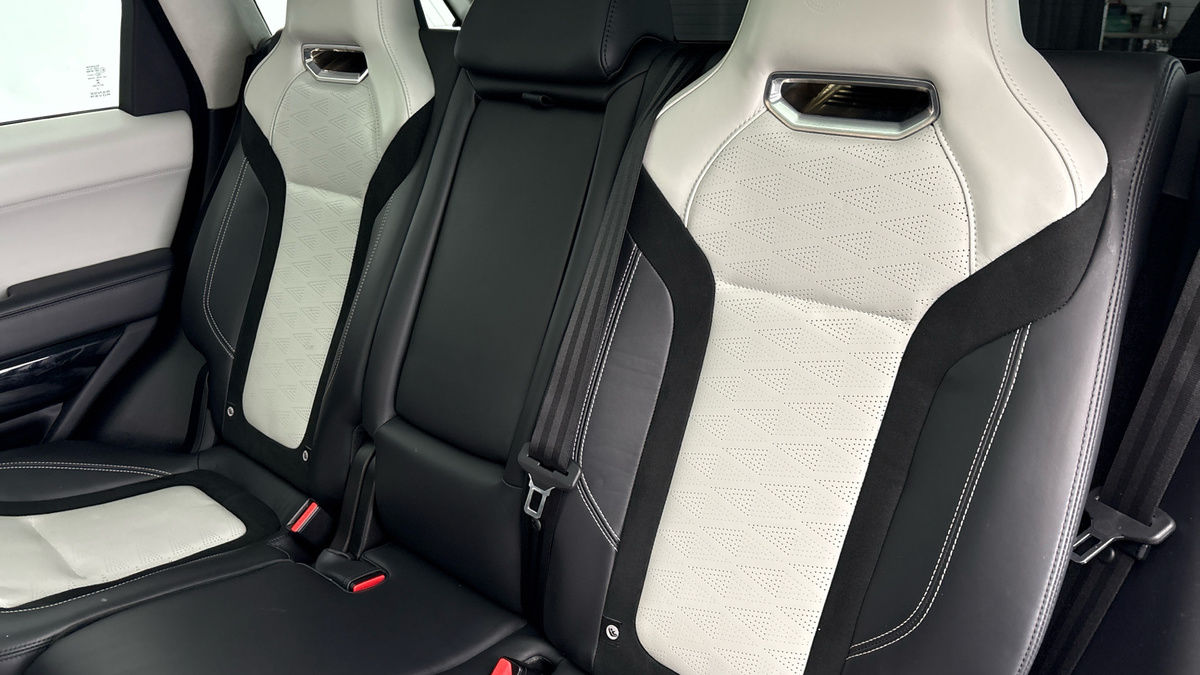Land Rover Range Rover Sport Image 8