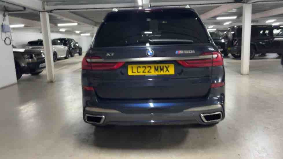 More views of BMW X7