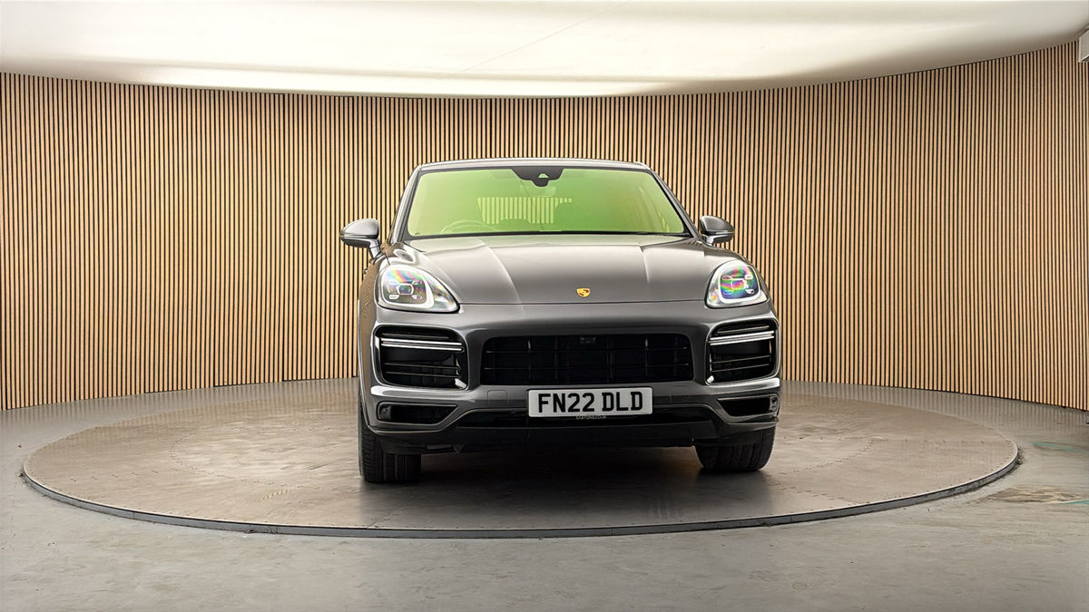 More views of Porsche Cayenne