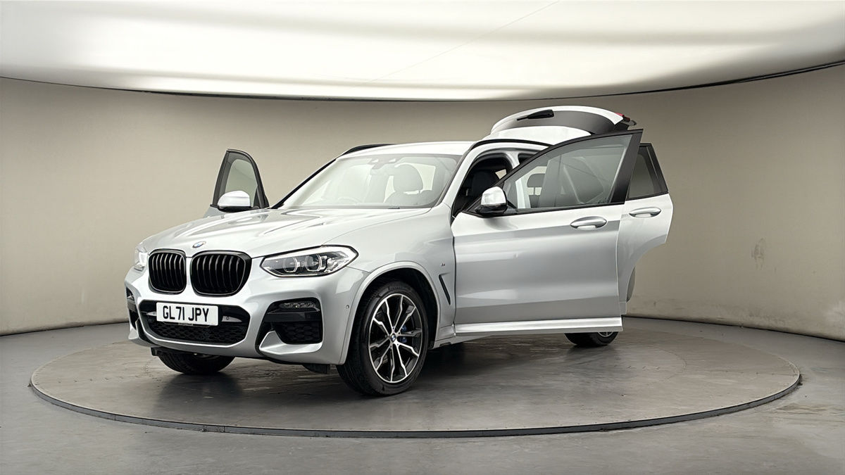 More views of BMW X3