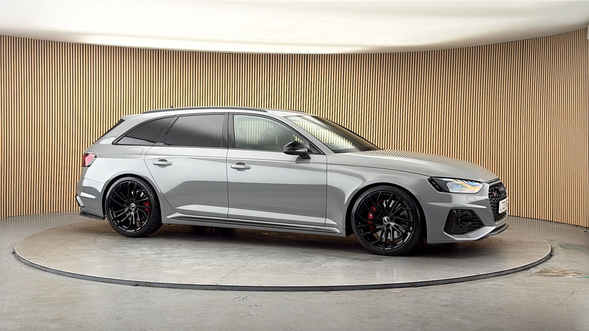 More views of Audi RS4 Avant