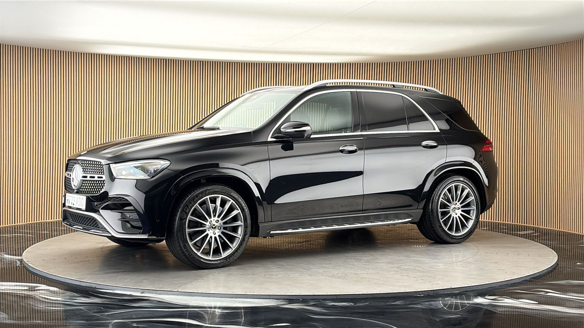 More views of Mercedes-Benz GLE