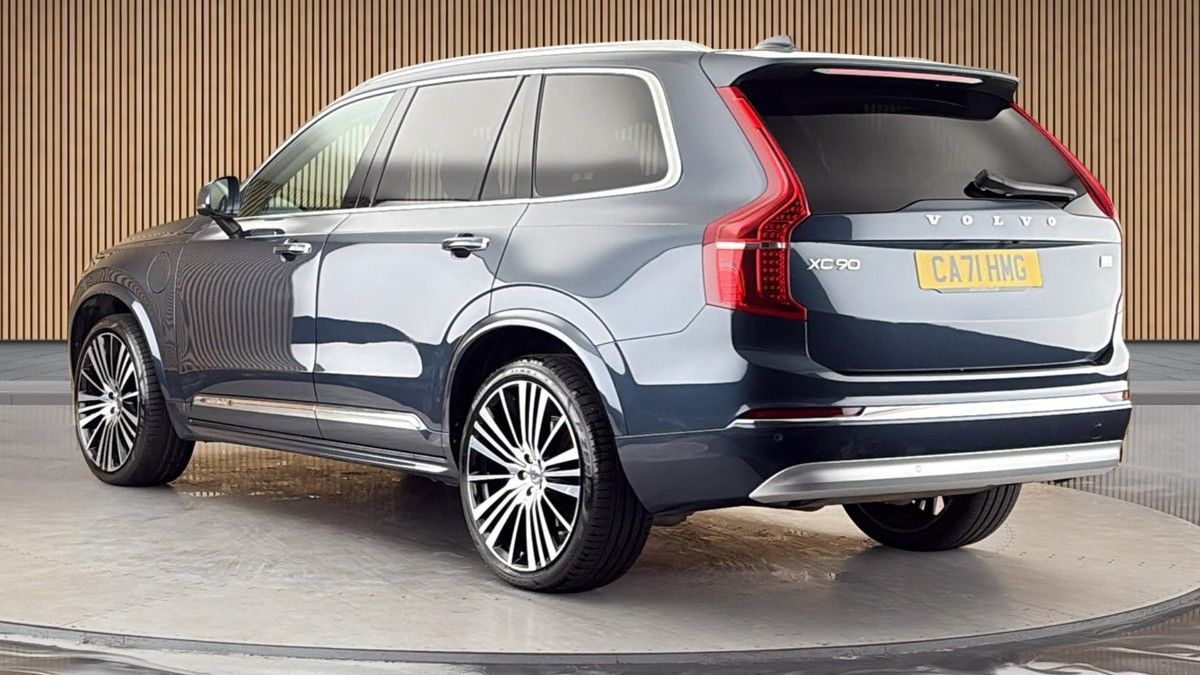 Volvo XC90 Image 2