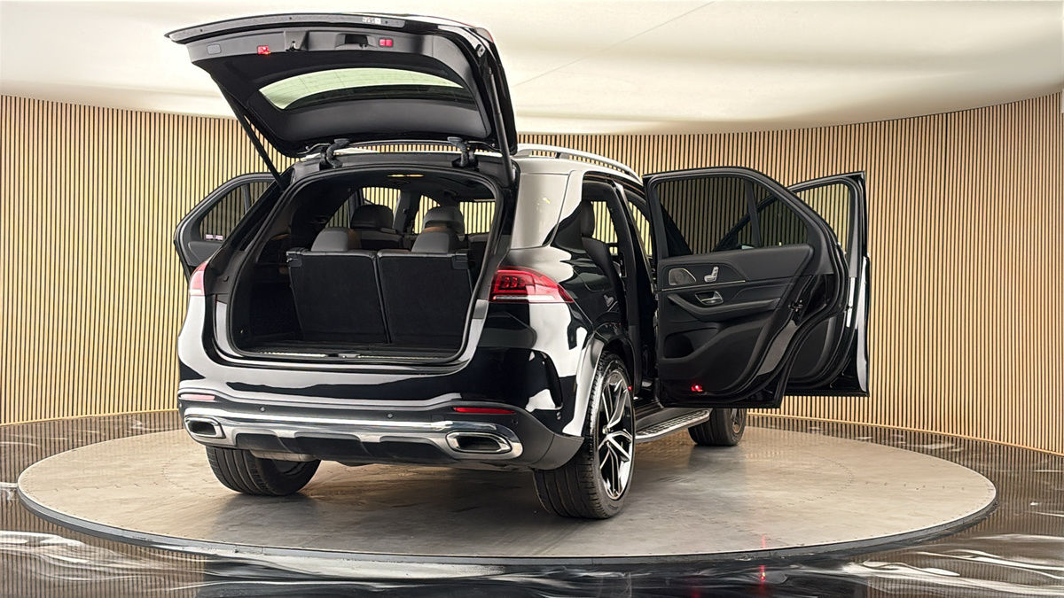More views of Mercedes-Benz GLE