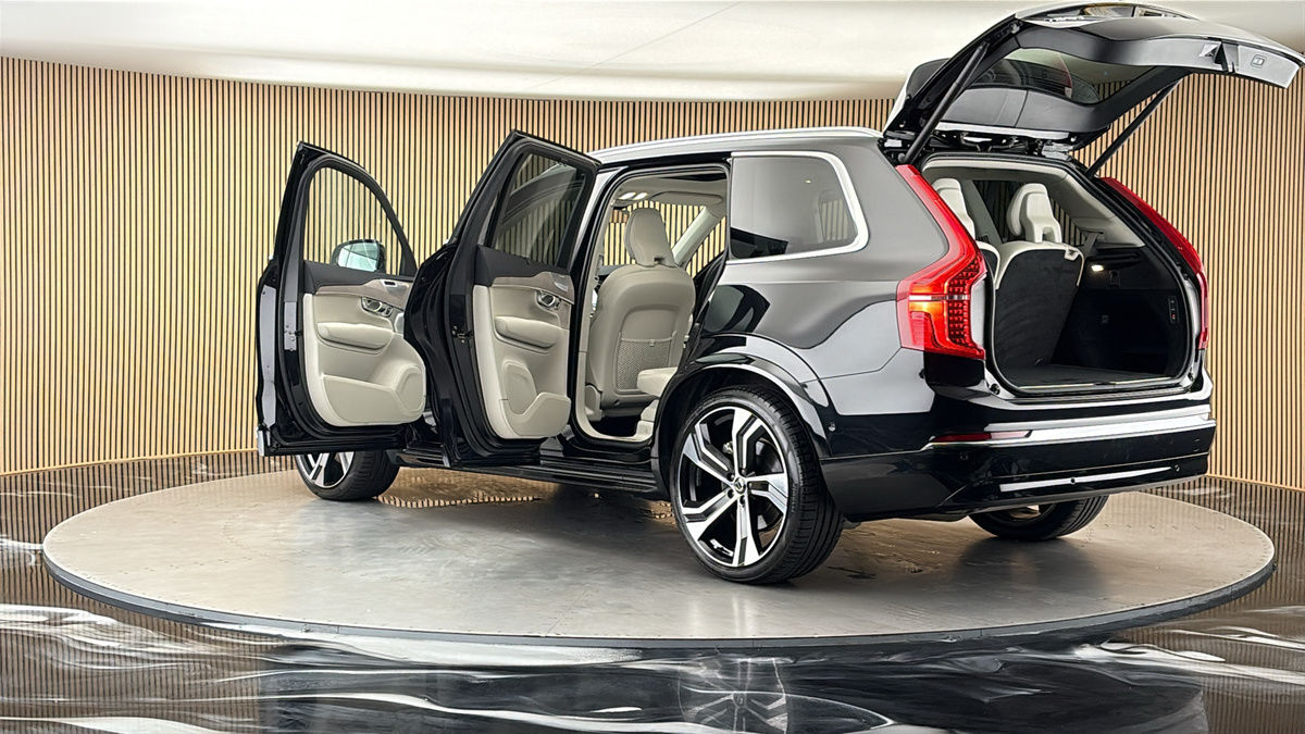 More views of Volvo XC90