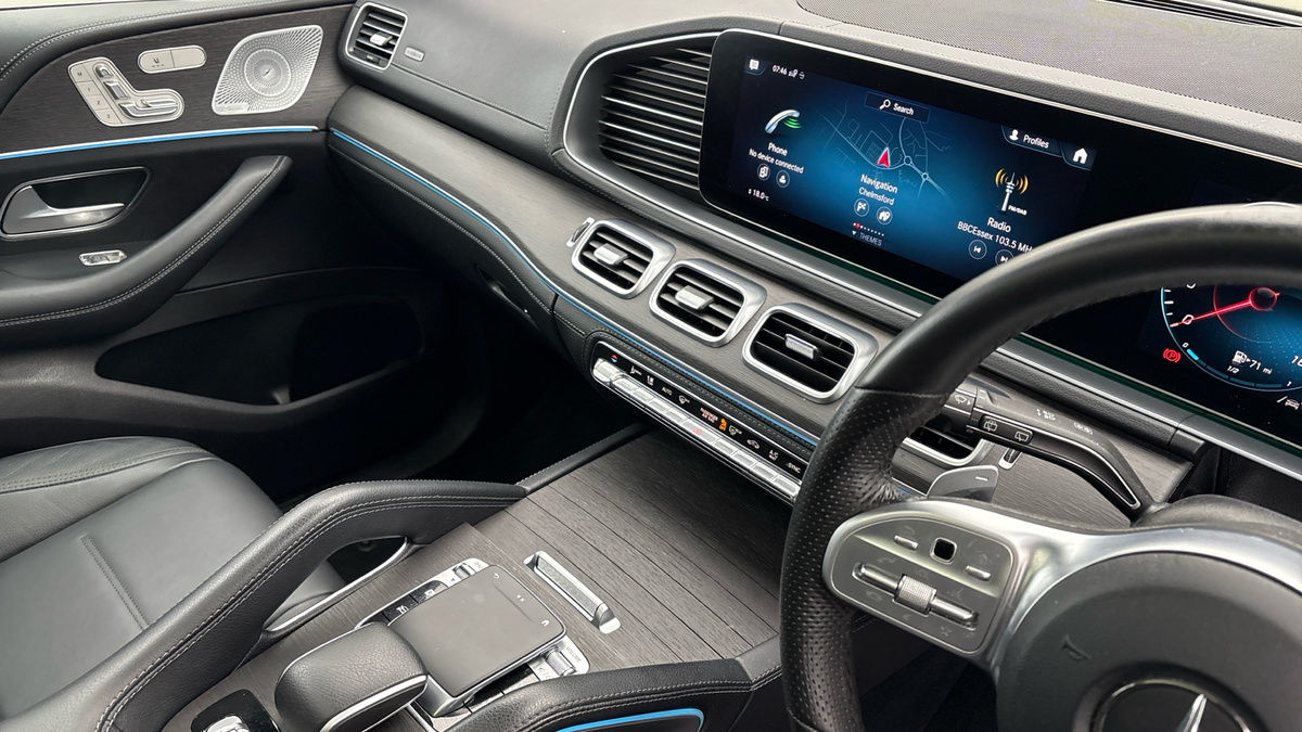 Mercedes-Benz GLE Image 18