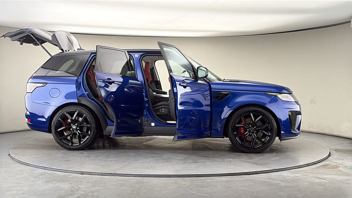 More views of Land Rover Range Rover Sport