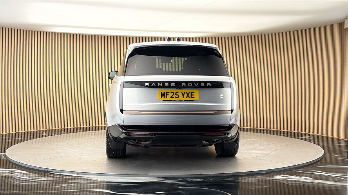 More views of Land Rover Range Rover