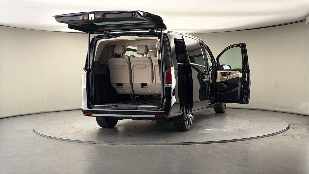 More views of Mercedes-Benz V Class