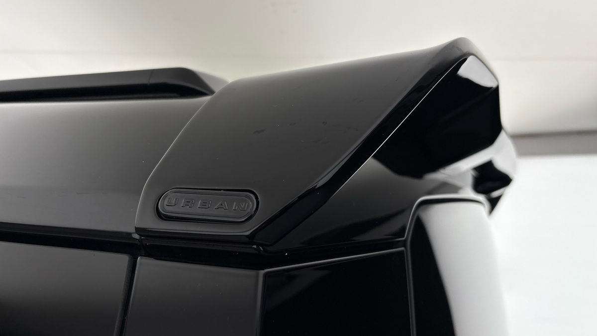 Land Rover Defender 110 Urban Image 28