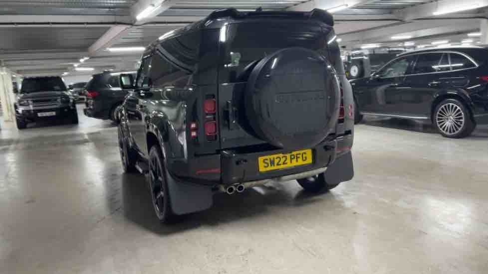 More views of Land Rover Defender 90