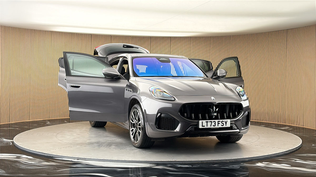 More views of Maserati Grecale