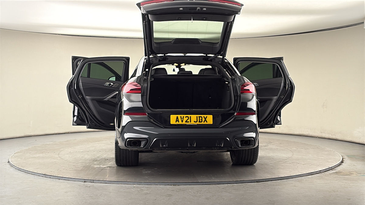 More views of BMW X6