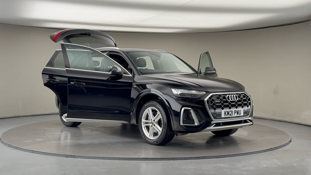 More views of Audi Q5