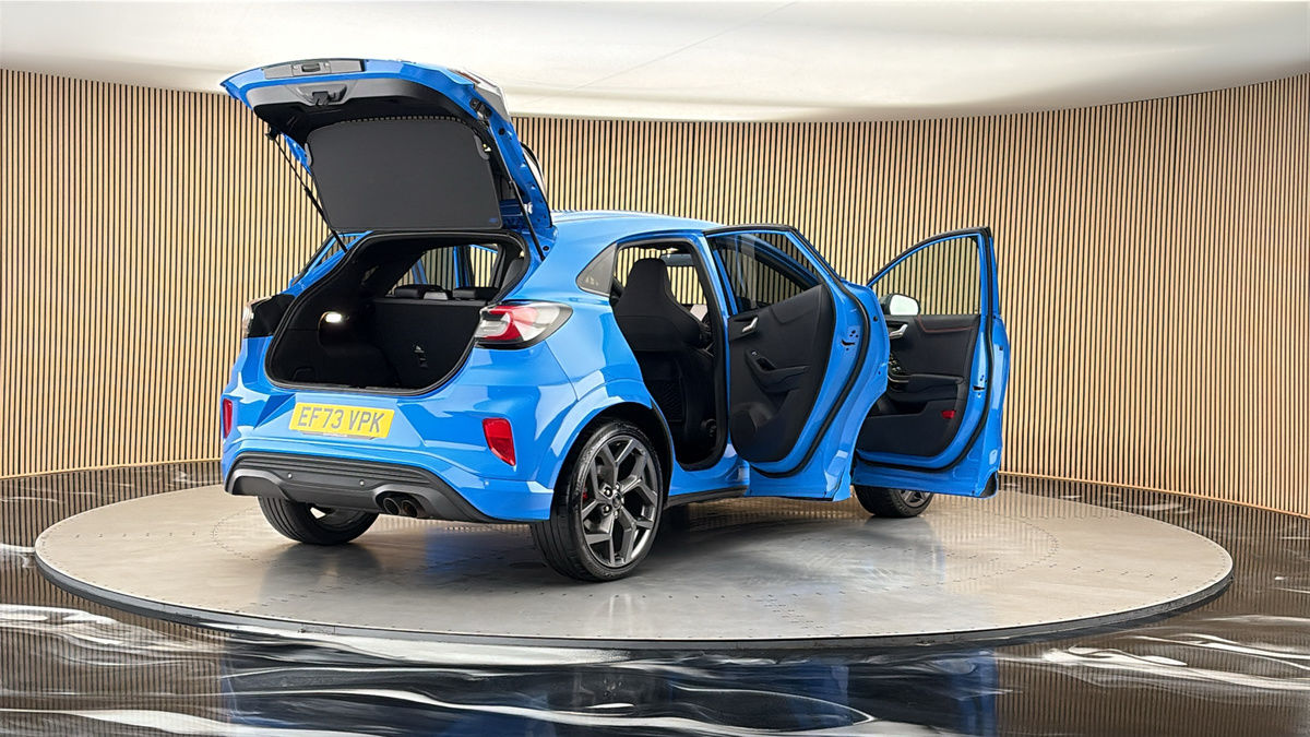 More views of Ford Puma