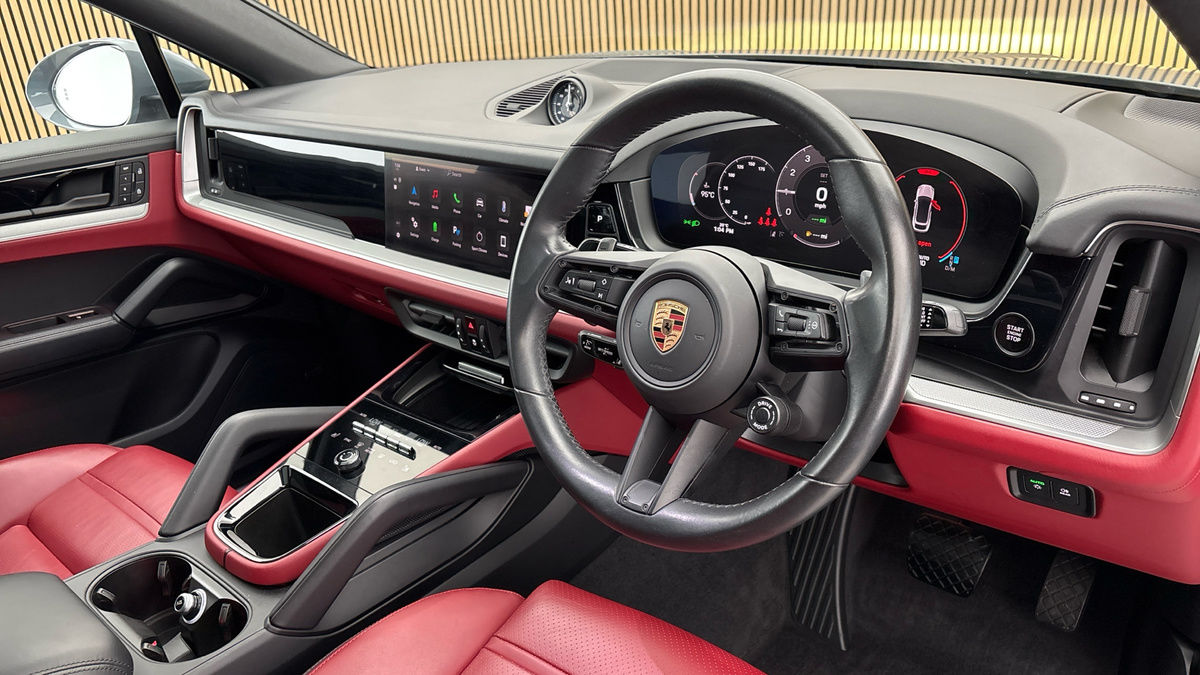 Porsche Cayenne Image 5