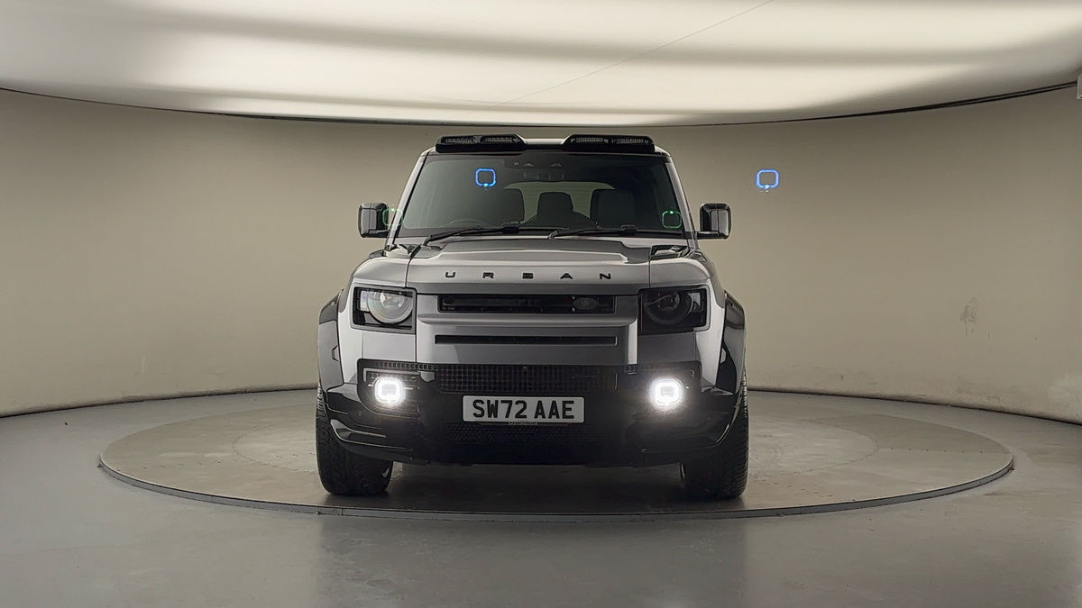 Land Rover Defender 130 Urban Image 3