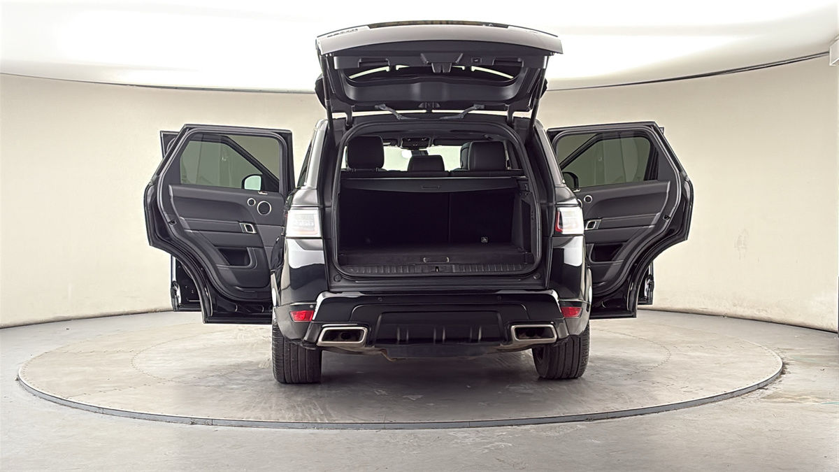 More views of Land Rover Range Rover Sport