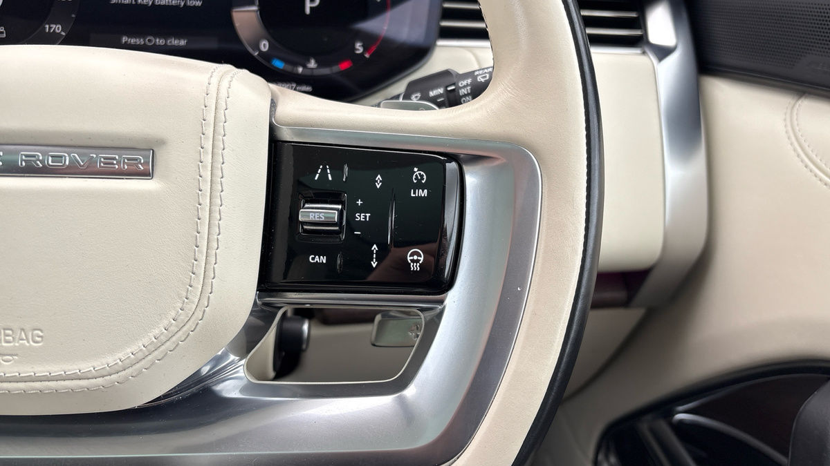 Land Rover Range Rover Image 14