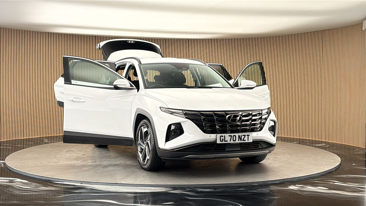 More views of Hyundai TUCSON