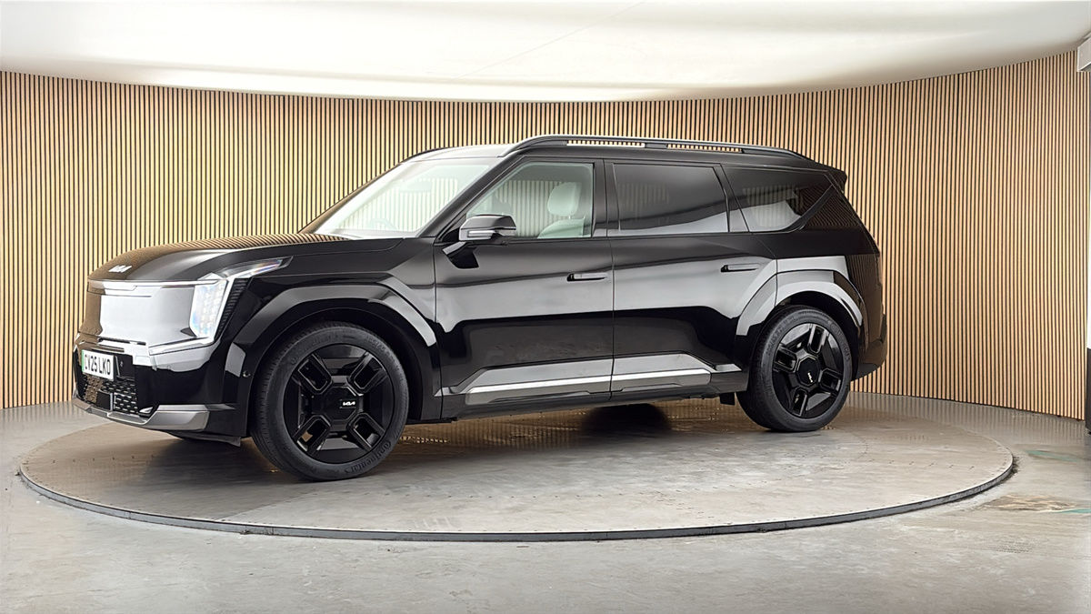 More views of Kia EV9