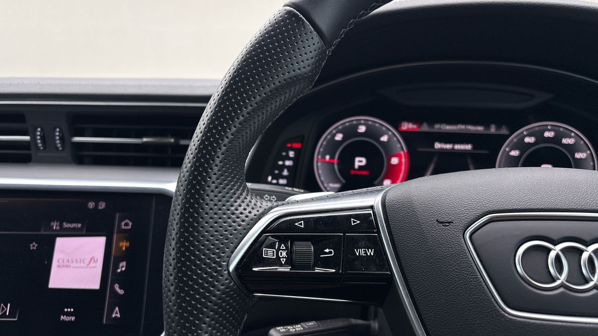 Audi A6 Avant Image 13