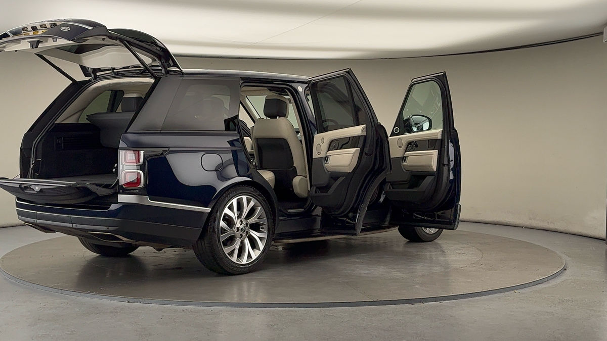 More views of Land Rover Range Rover