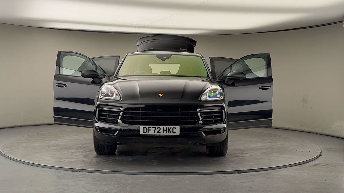 More views of Porsche Cayenne