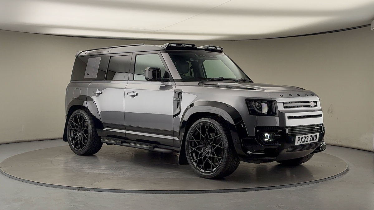 More views of Land Rover Defender 110