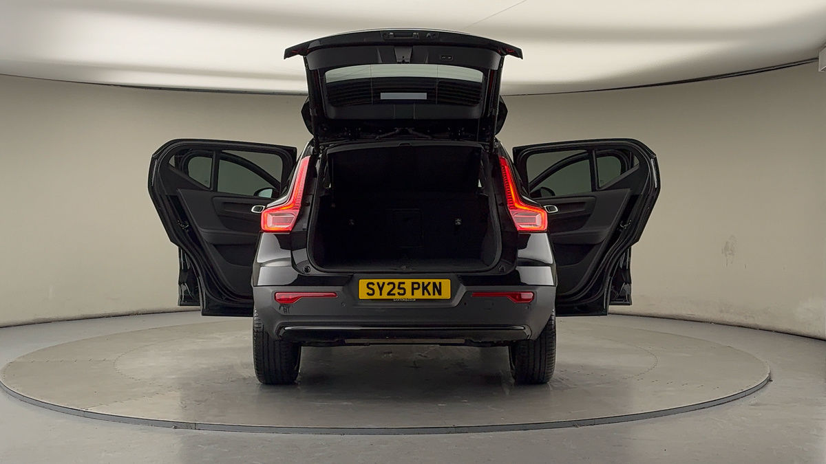 More views of Volvo XC40