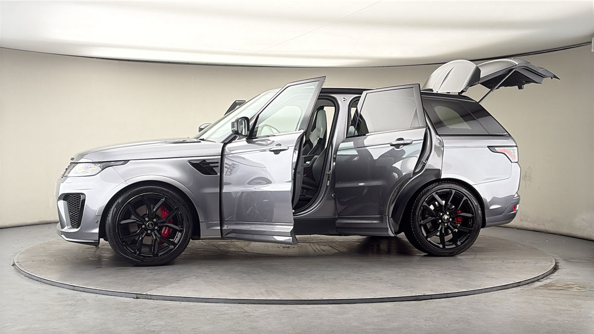 More views of Land Rover Range Rover Sport