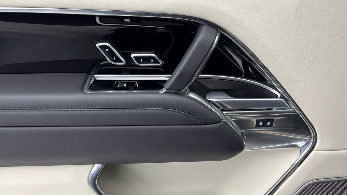 Land Rover Range Rover Image 19