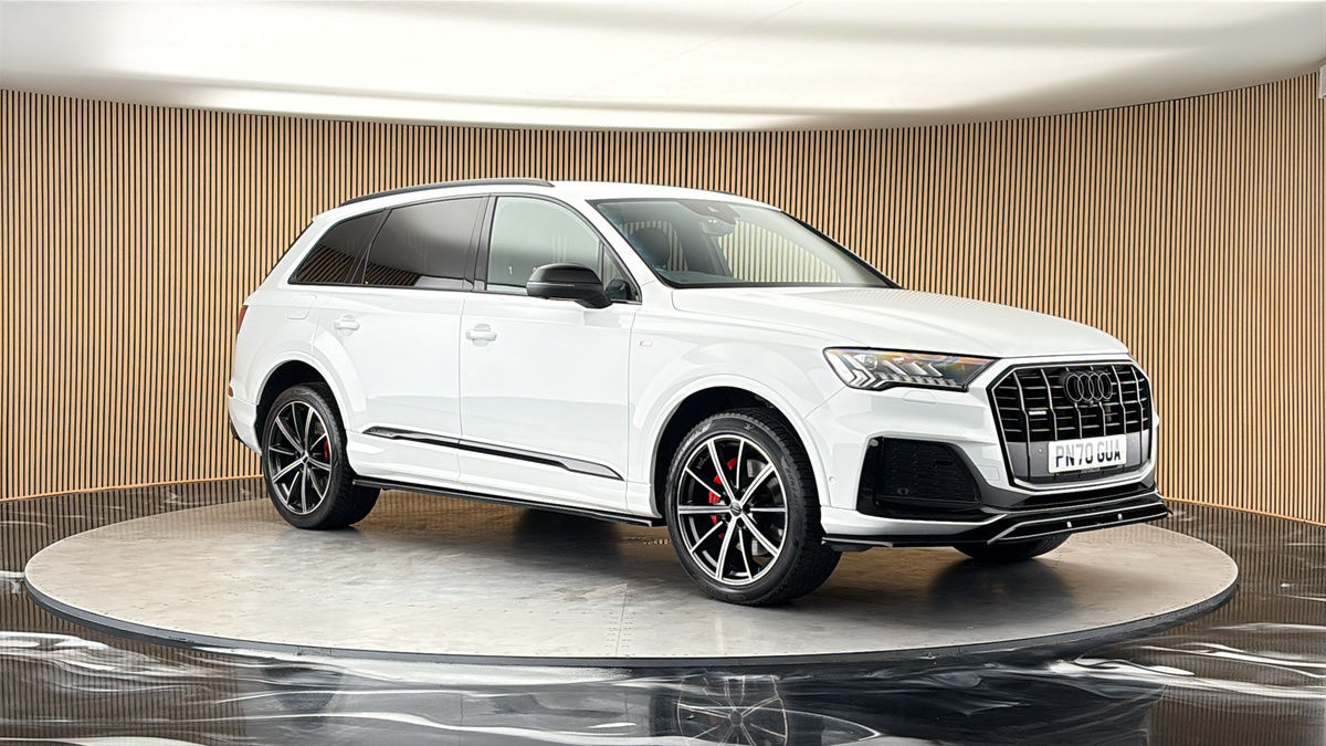 More views of Audi Q7