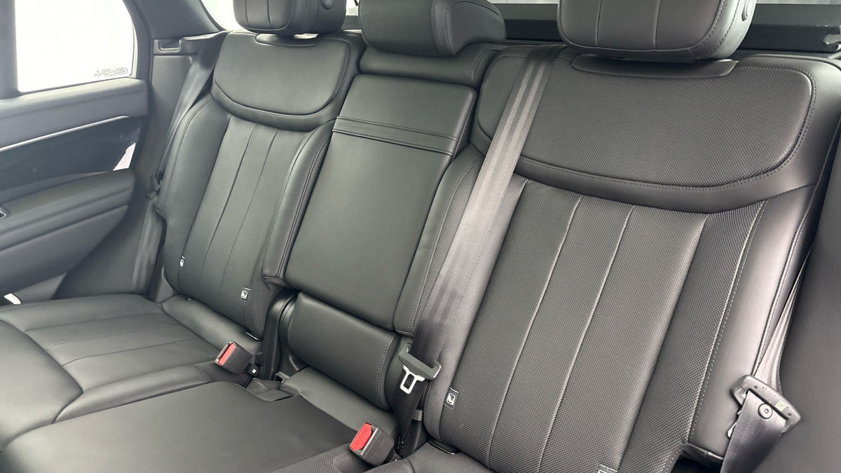 Land Rover Range Rover Image 8